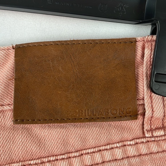 Billabong Drift Away Distressed Denim Hi Rise Shorts w/Frayed Raw Hem - Size 29 - Picture 8 of 13